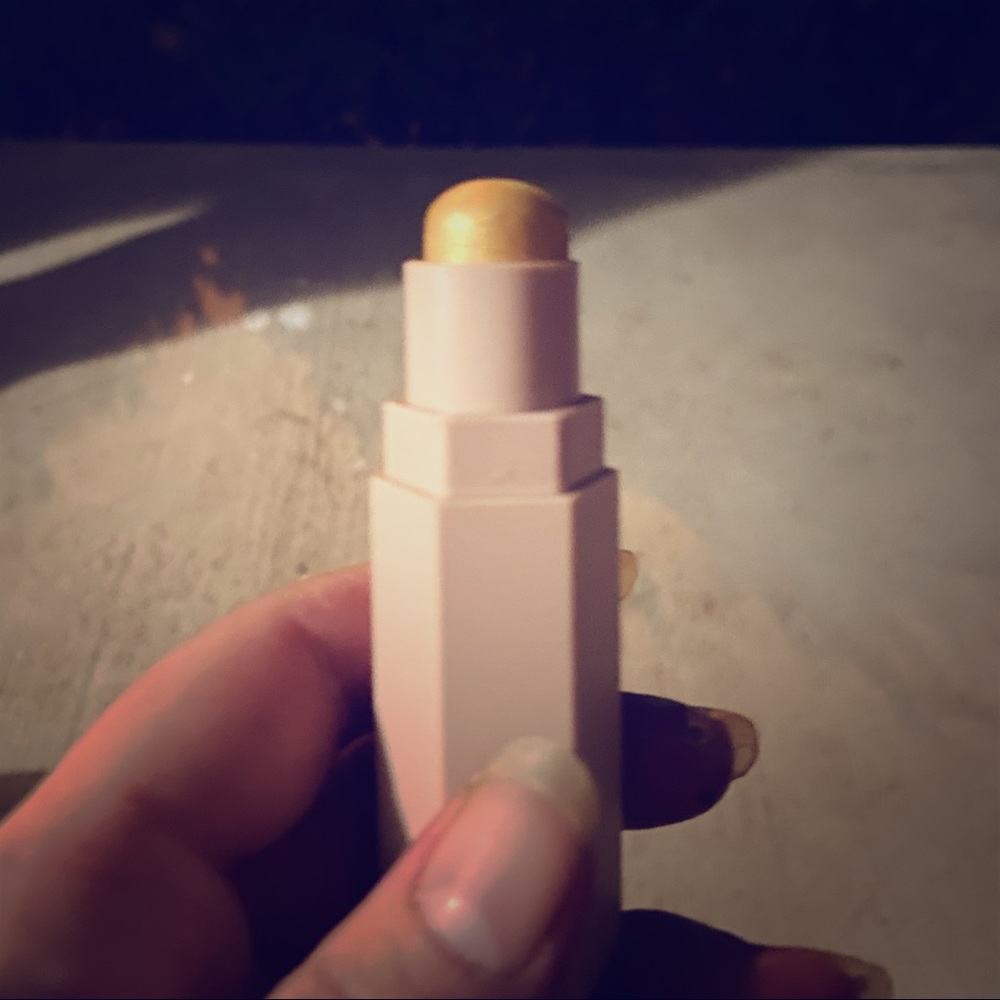 FENTY BEAUTY MATCHSTIX-BLONDE